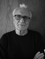 Helmut Barnett